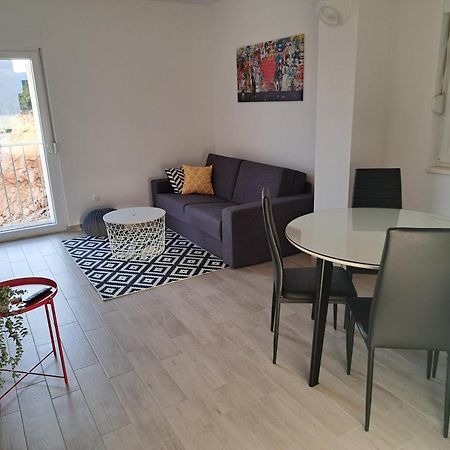 Apartment Charlie Komarna Eksteriør billede